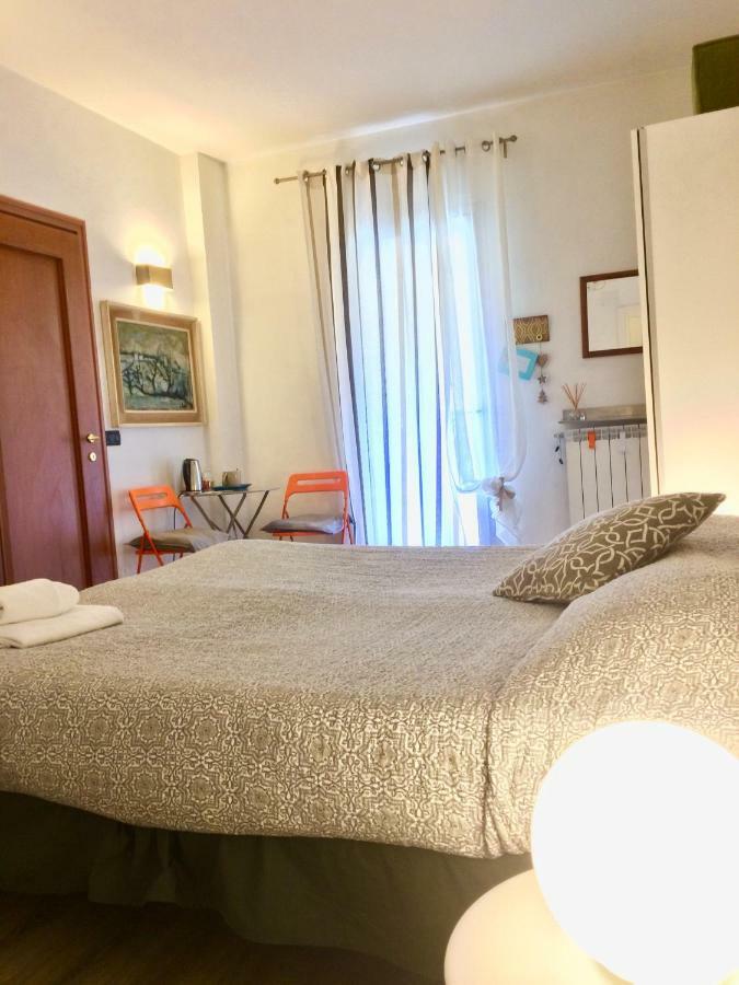 Sulla Via Delle Cinque Terre Hotel La Spezia Exterior foto